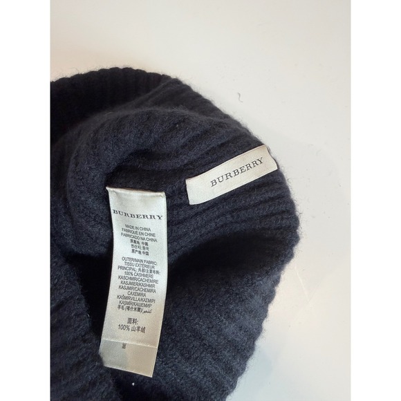 Men's Burberry Ribbed Knit 100% Cashmere Beanie with Small Black Logo - Picture 6 of 6
